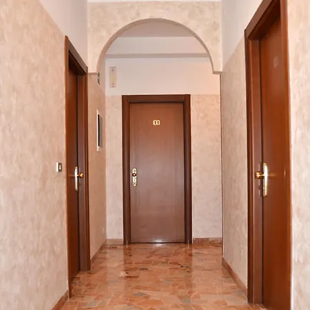 Hotel A-14 3*
