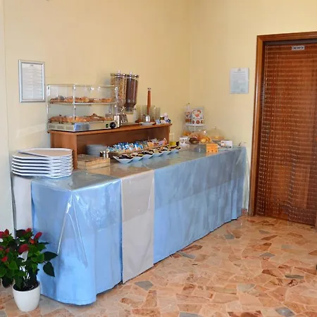 A-14 Hotel Modugno